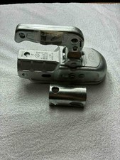 Attelage STEELPRESS BC-3000C 3000kg pour timon tubular 35-50mm fonte + Z2