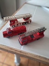 Lot de 3 camions pompier BERLIET et Mercédes