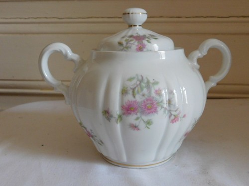 Sucrier porcelaine hache - , &