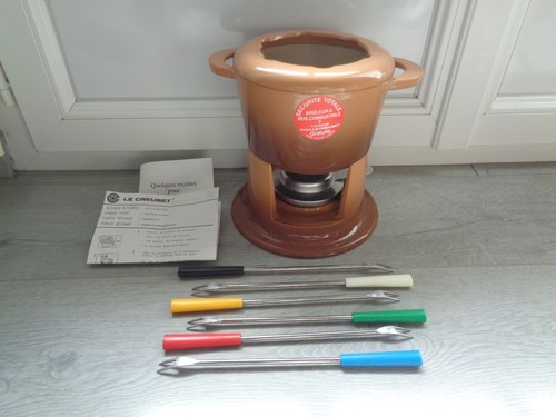 Service fondue fonte - a,
