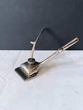 Ancienne tondeuse manuelle a