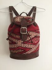 Sac a dos marocain en cuir et tissu