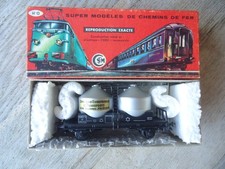 SMCF  WAGON TRANSPORT DE CIMENT  EN BOITE D'ORIGINE