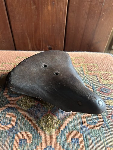 Belle petite selle - petite,