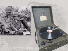 PHONOGRAPH GRAMOPHONE US ARMY