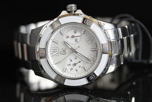 Montre femme guess collection - montre,