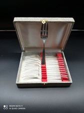 12 fourchettes à dessert en