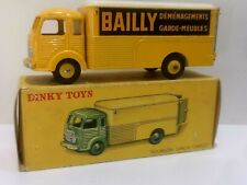 ? DINKY TOYS 33 A, Meccano -  SIMCA CARGO, BAILLY déménagements INTROUVABLE ?
