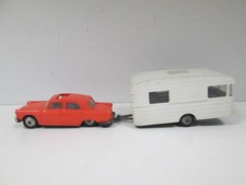 PEUGEOT 404 + CARAVANE DIGUE