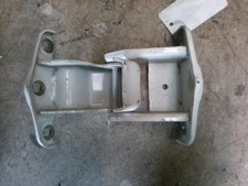 Charniere de porte de coffre