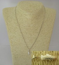 collier en argent massif 925 4gr pendentif crampons chaussure de football  N°98