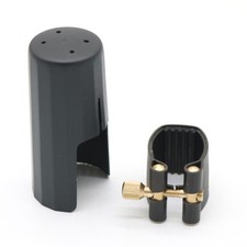 Ligature saxophone en cuir