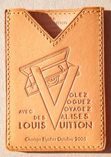 VUITTON au Champs Elysées