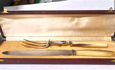 COUTEAU ET FOURCHETTE MANCHES OS 31 ET 26 cm., longueur