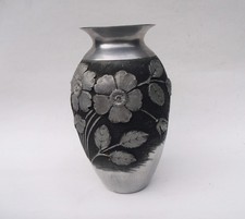 Vase ancien en métal d'art