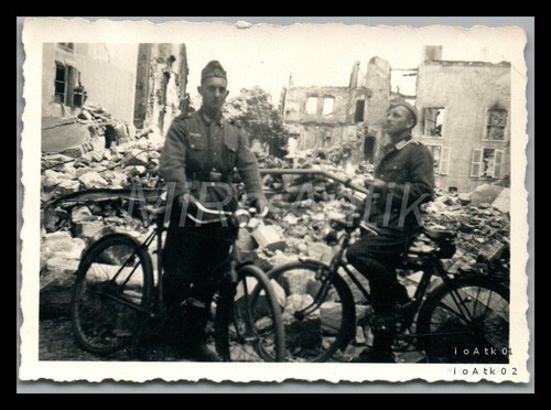 Photo ww2 r 230 front - photo,, 2./i.r.230,