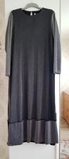 Robe de soirée longue noir gris argenté pailletée avec tulle. Taille 48/50. Neuf