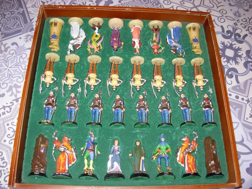 Ancien jeu échec en étain - jeu,