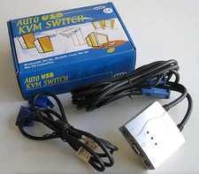 Auto USB KVM Switch (Includes Cables)