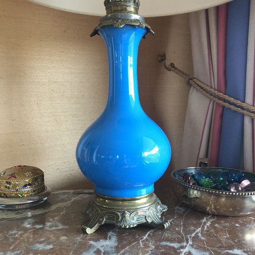 Ancienne lampe petrole - ancienne, a