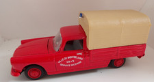 1/43 PEUGEOT 404 Pick -Up service incendie ville de Montbelliard sans boite