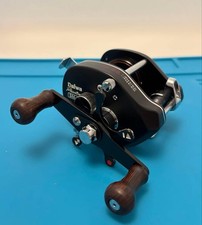 Ancien moulinet d'appât