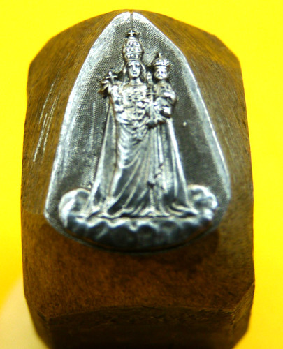 Ancienne matrice poinçon - ancienne,