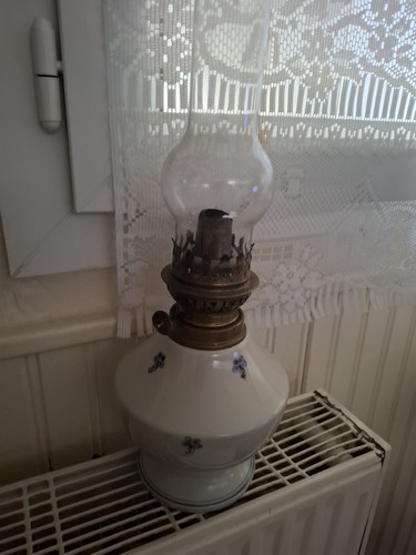 Lampe pétrole ancienne - pétrole,