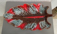 PLAT CERAMIQUE DANS LE STYLE