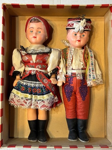 Couple poupées - couple,