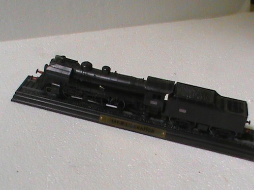 Maquette locomotive vapeur - maquette,