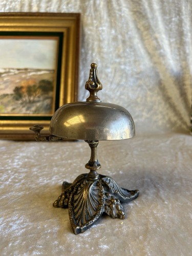 Ancienne cloche sonnette - /, de
