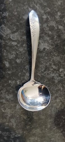 Jolie cuillère sauce en - à,