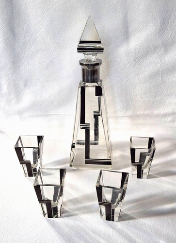 Service liqueur art - liqueur,