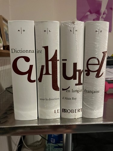 Dictionnaire culturel - , en