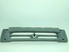 CALANDRE RENAULT B110  / NE