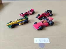 4 FORMULES 1 MINIATURES