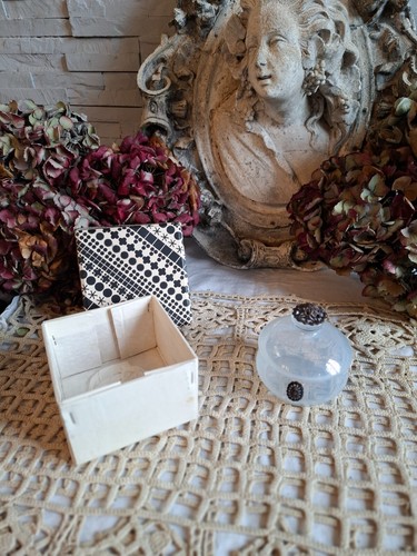 Petite bonbonniere cristal - bonbonniere, en