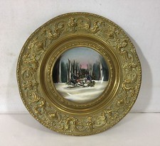 ANCIEN PLAT DE CHASSE AU SANGLIER en porcelaine et laito repoussé 19 è scène