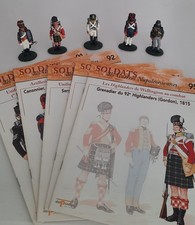 Lot De 5 Soldats En Plomb