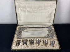 COFFRET SERVICE A LIQUEUR  6 Gobelets , plateau art nouveau metal argenté