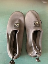 chaussons de piscine antidérapants gris UP2 GLIDE P36