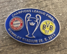superbe pin's pins )) finale Champions League 2013 BAYERN V BORUSSIA D.
