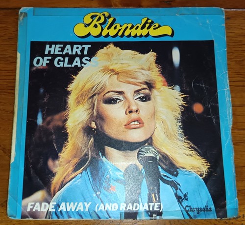 Blondie heart glass - of,