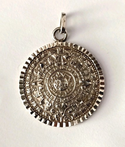Ancien pendentif calendrier - ancien,