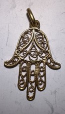 Médaille Main De Fatma Or 18