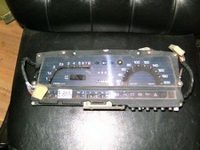 Indicateur Combiné Mazda 929