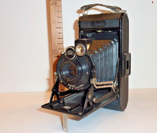 Appareil photo ancien à