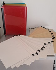 Lot de 5 dossiers suspendus plastique + 22 dossiers suspendus carton