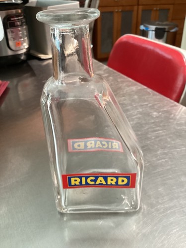 Asymmetrical ricard water - asymmetrical,